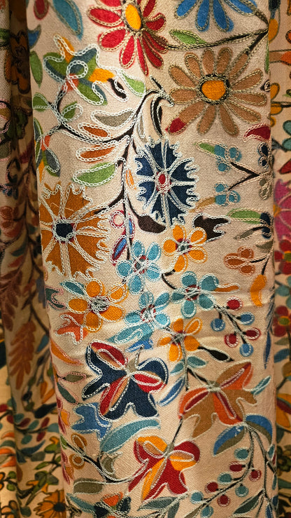 Reelkar embroidered: Pashmina