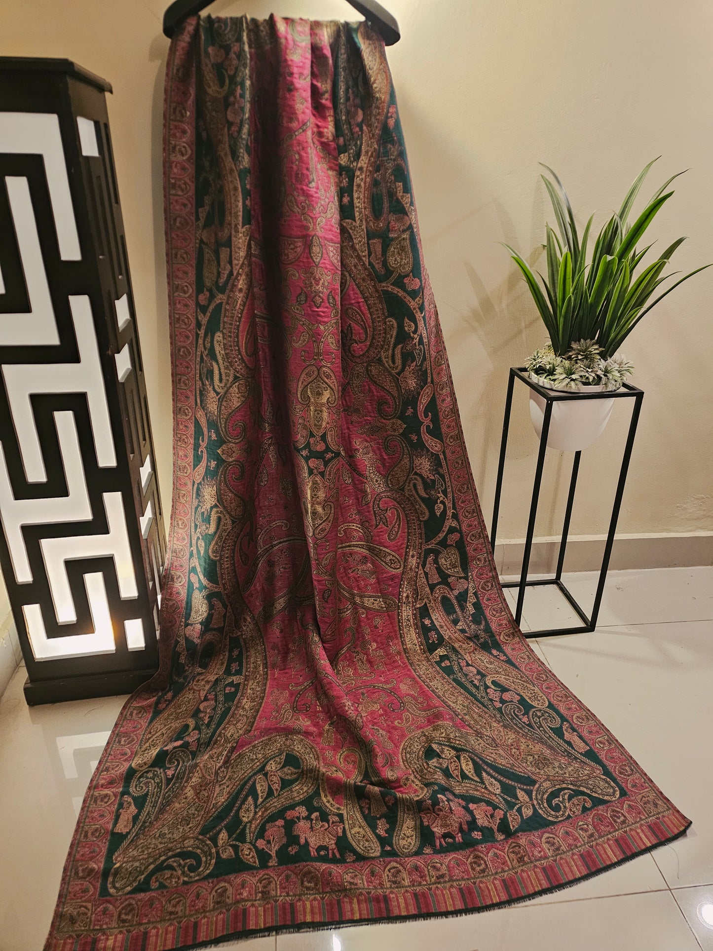 Jodha akbar reversible moonlight kaani shawl