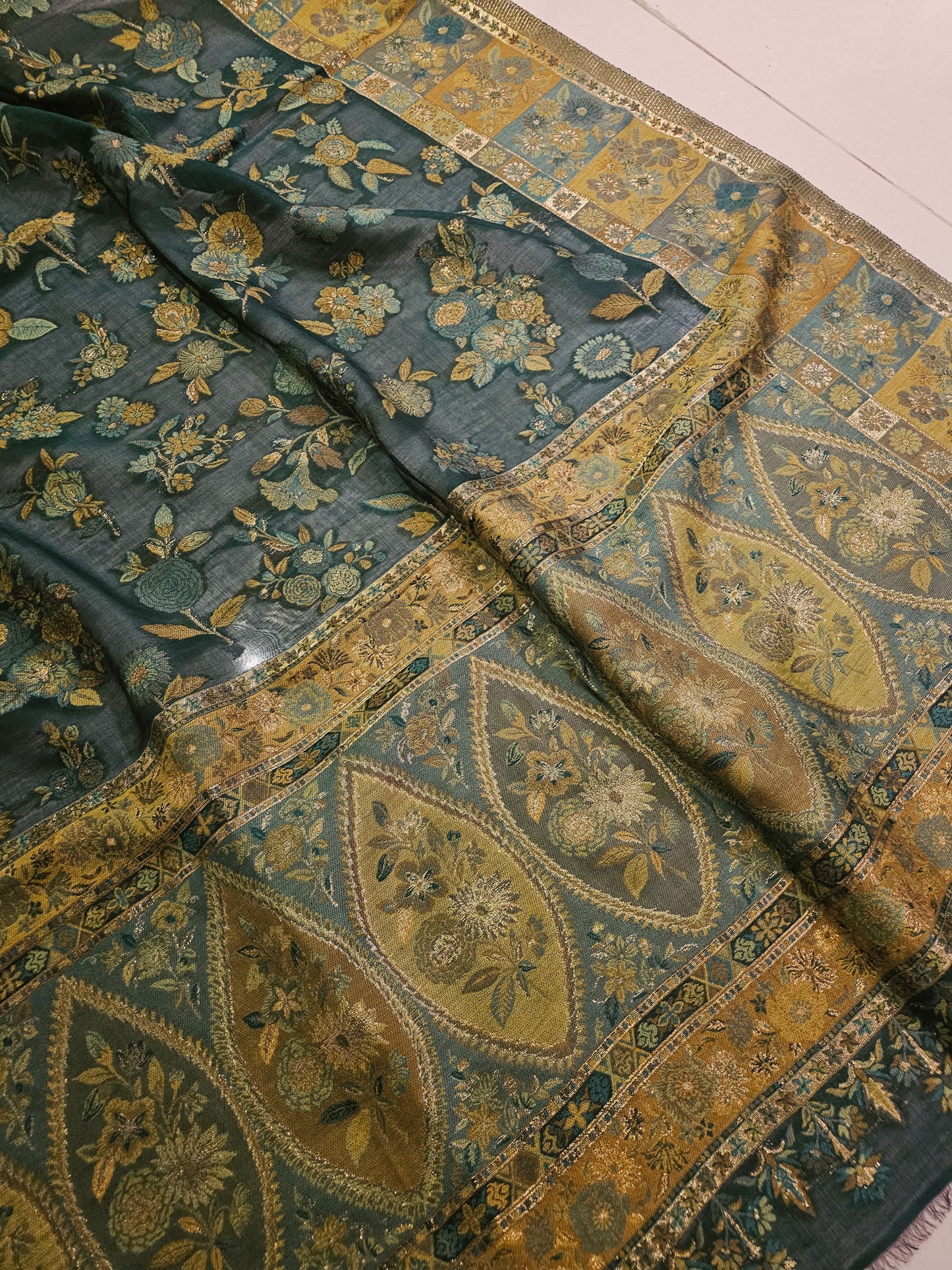 Silk kaani shawl