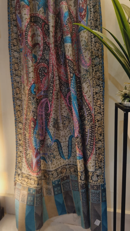 Reelkar embroidered minishawl
