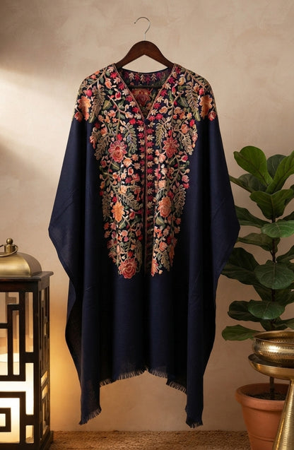 Embroidered cape: Pashmina