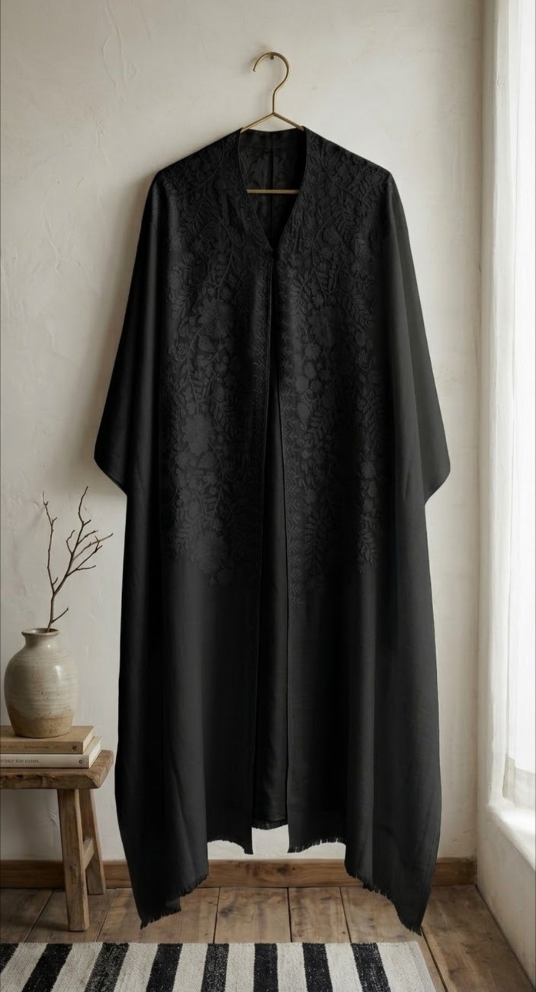 Embroidered cape shawl: Pashmina