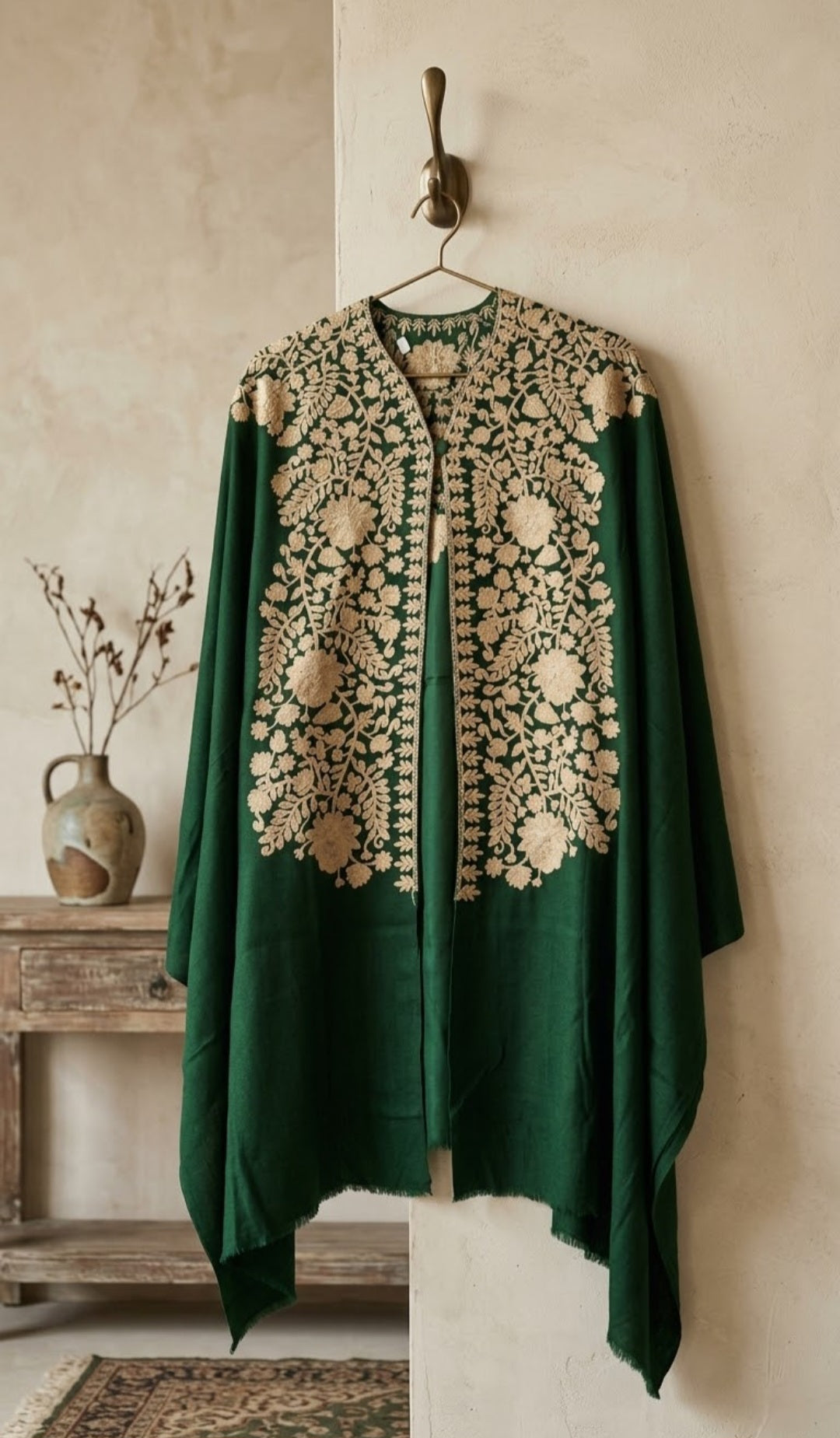 Embroidered cape shawl: Pashmina