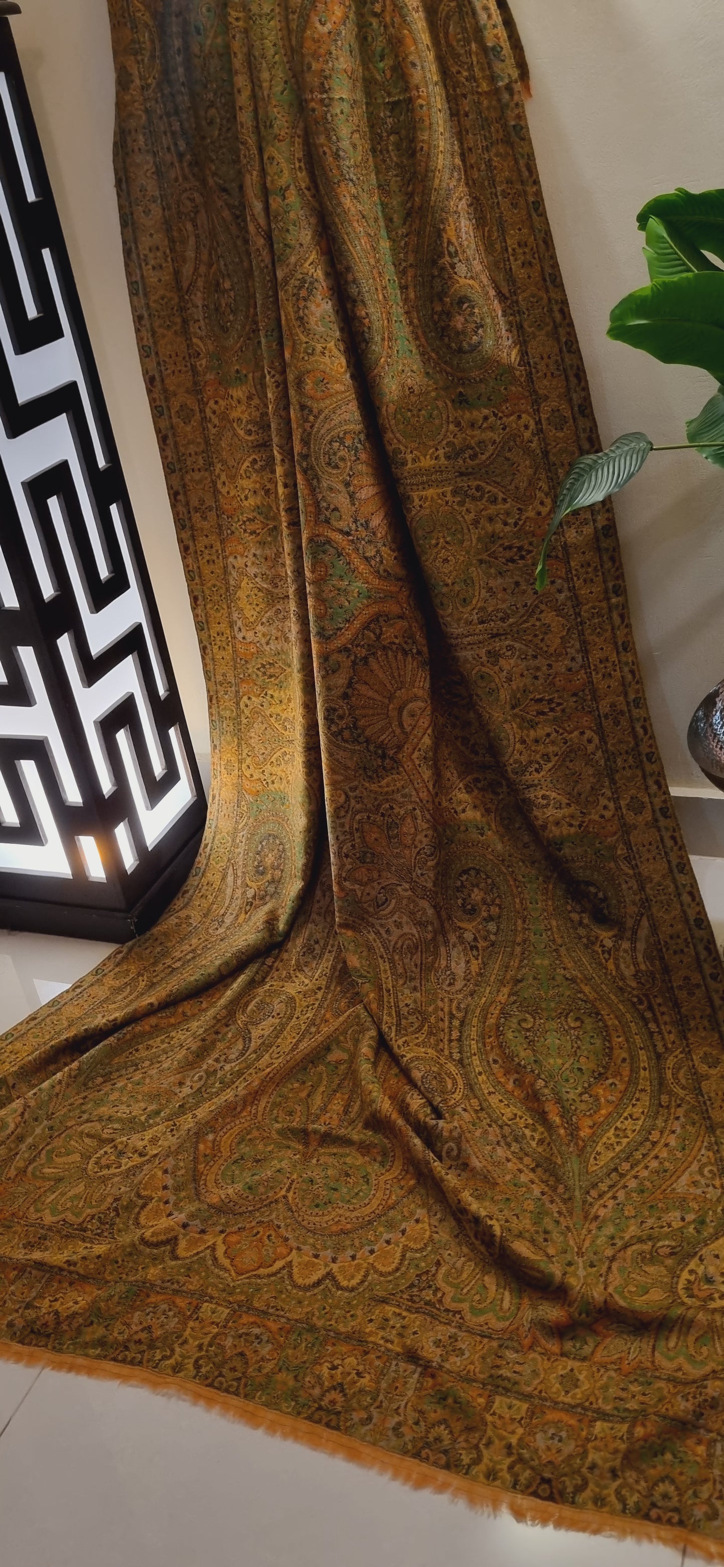 Reversible persian toosh kaani shawl