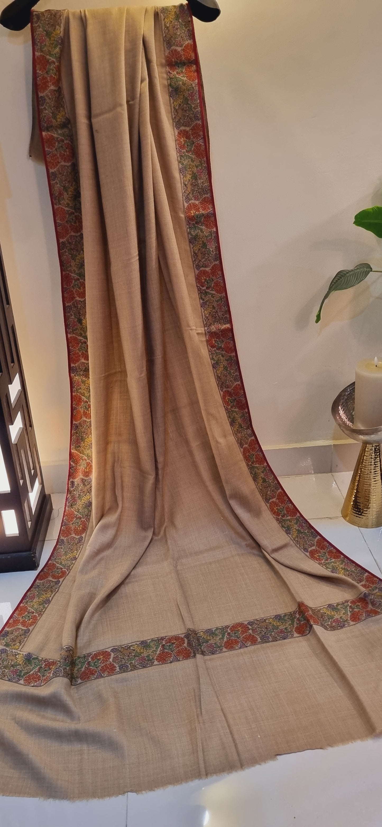 Pashmina shawl with kalamkar border