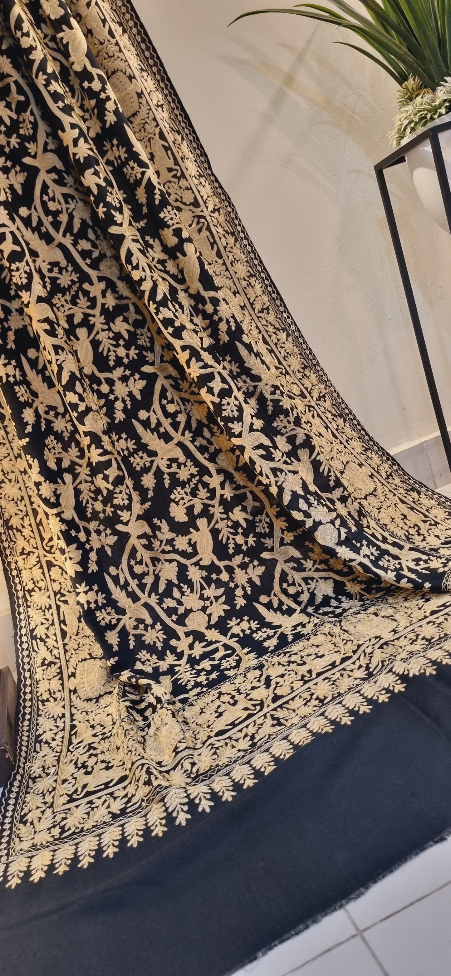 Birdie embroidered pashmina shawl