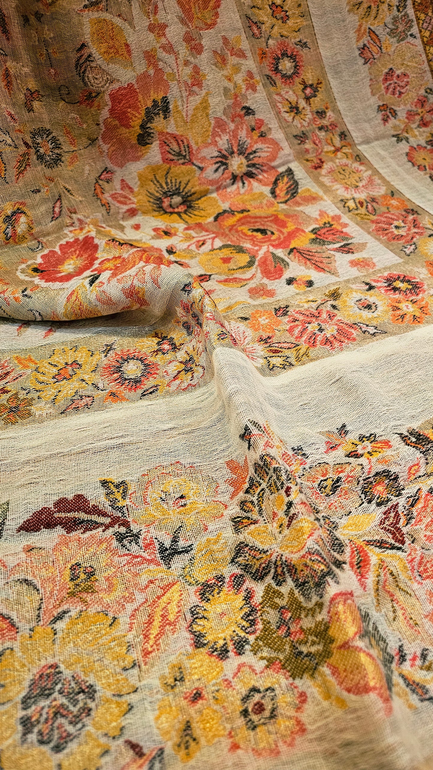 Reversible moonlight gandhara kaani: Pashmina