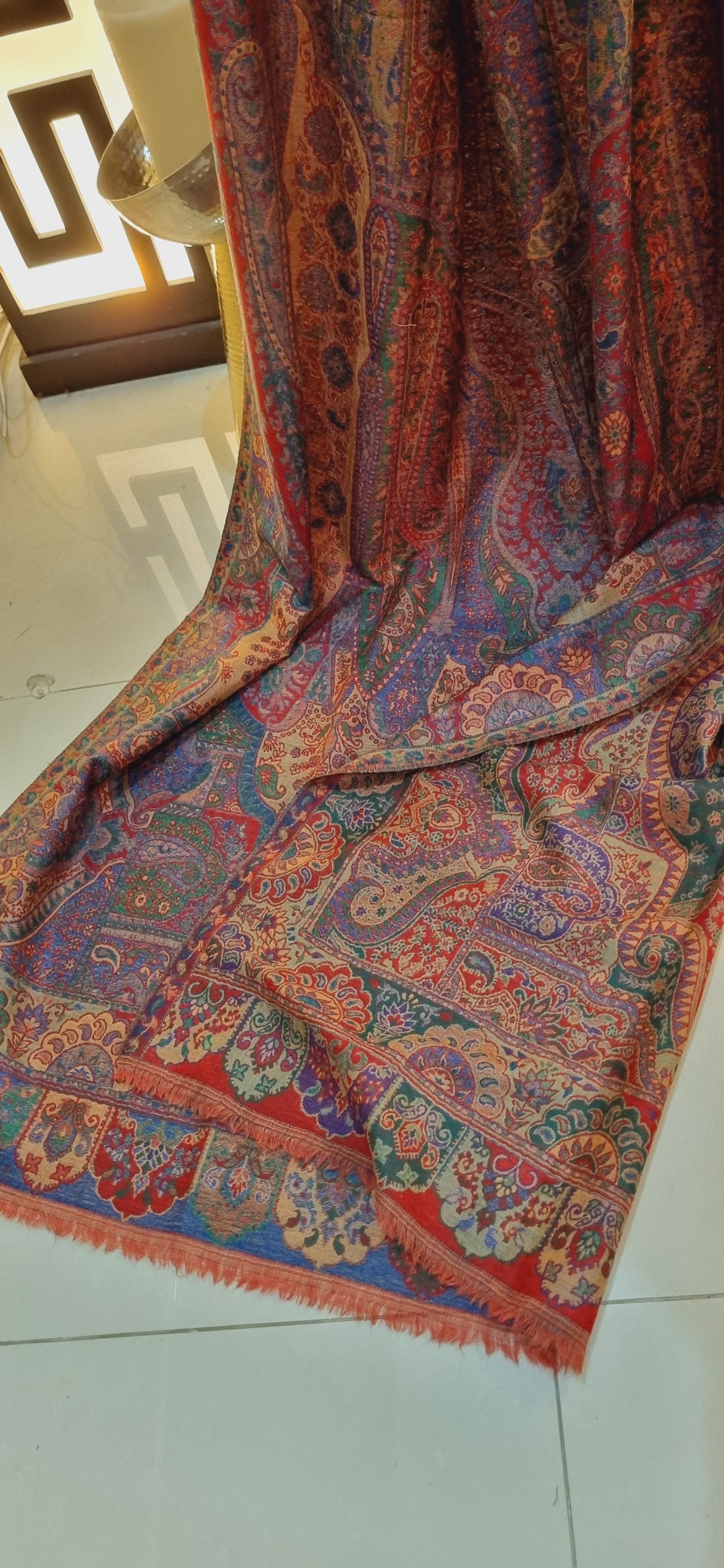 Reversible kaani shawl pashmina