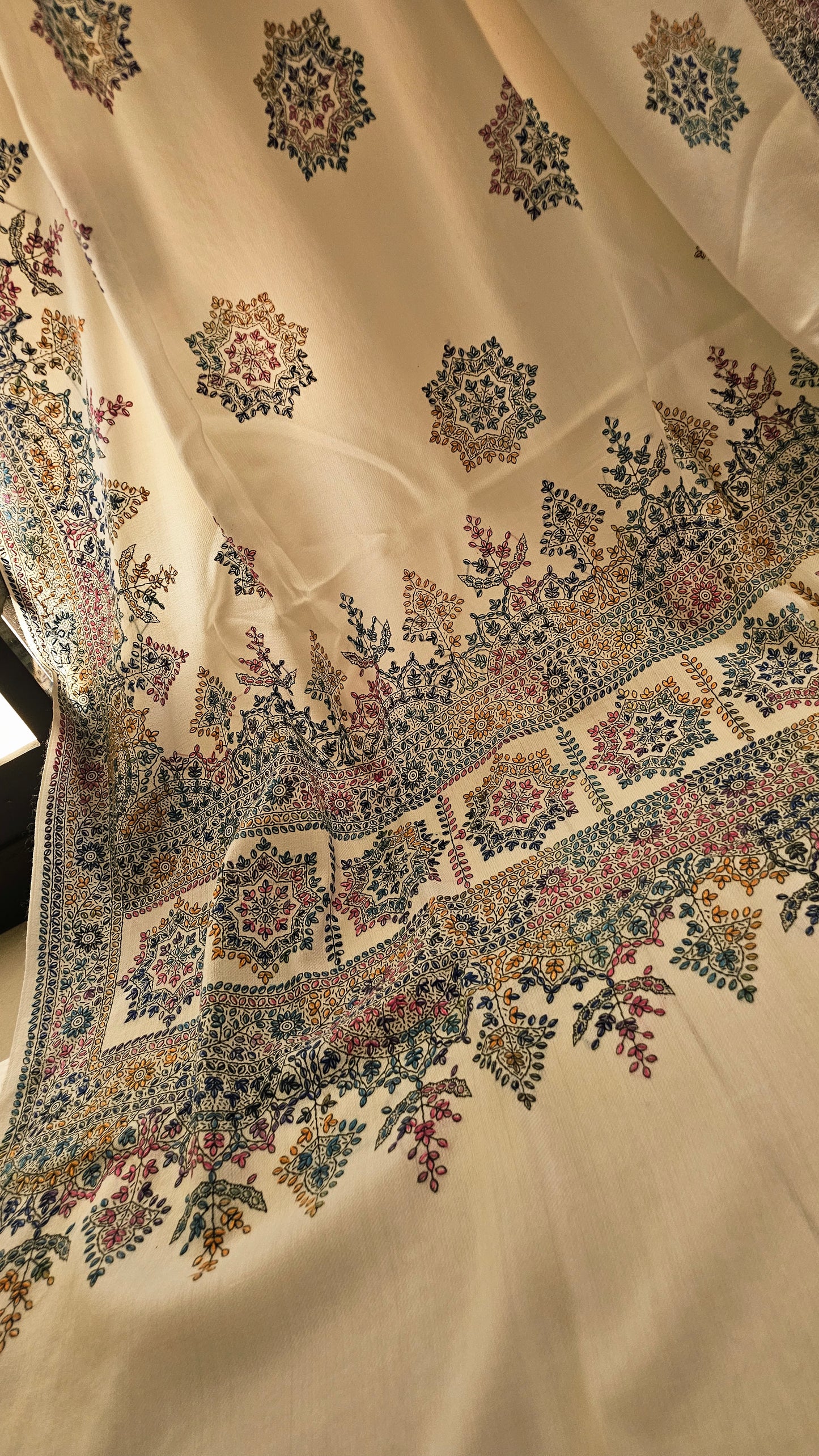 Beena shawl