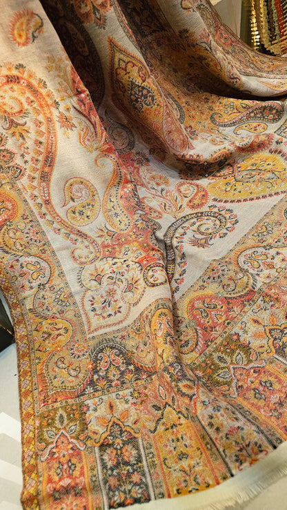 Moonlight reversible gandhara kaani: Pashmina