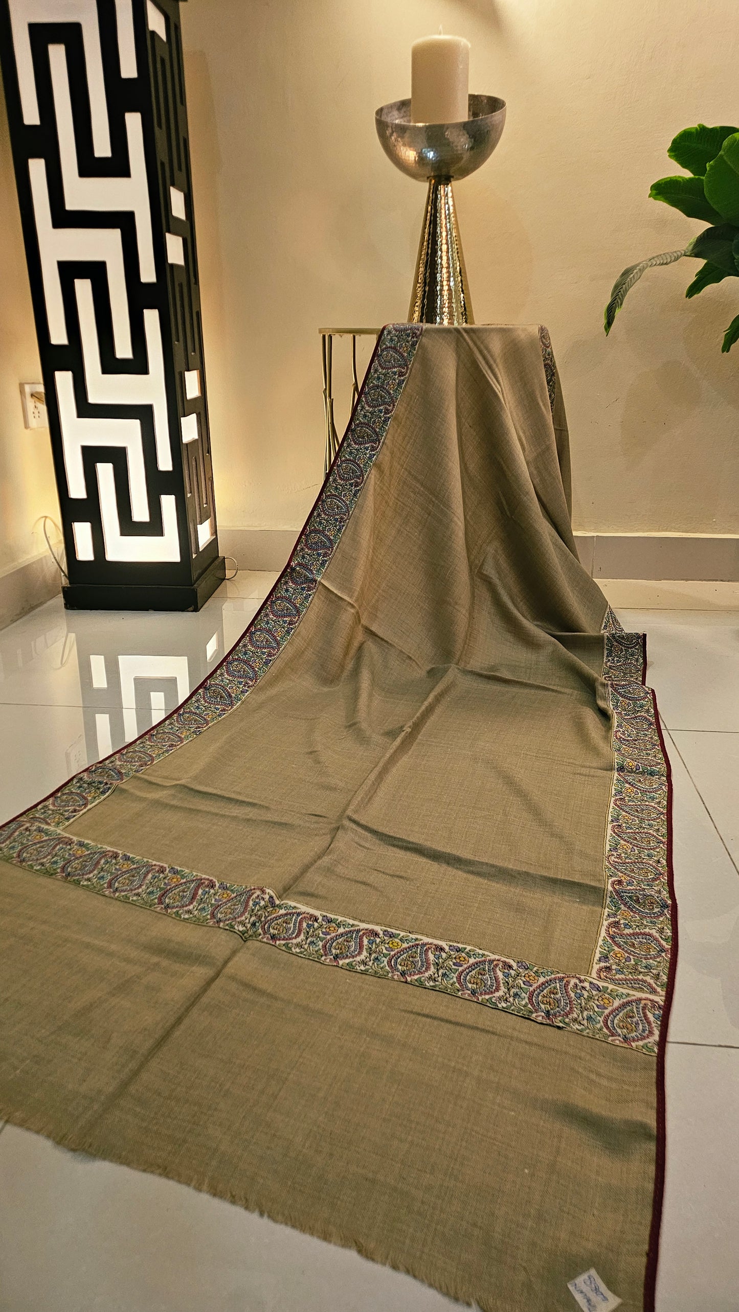 Kalamkar embroidered minishawl: pashmina