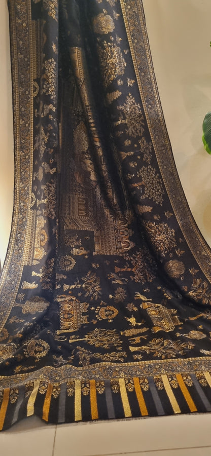 Tajmehal kaani shawl with zaree weave