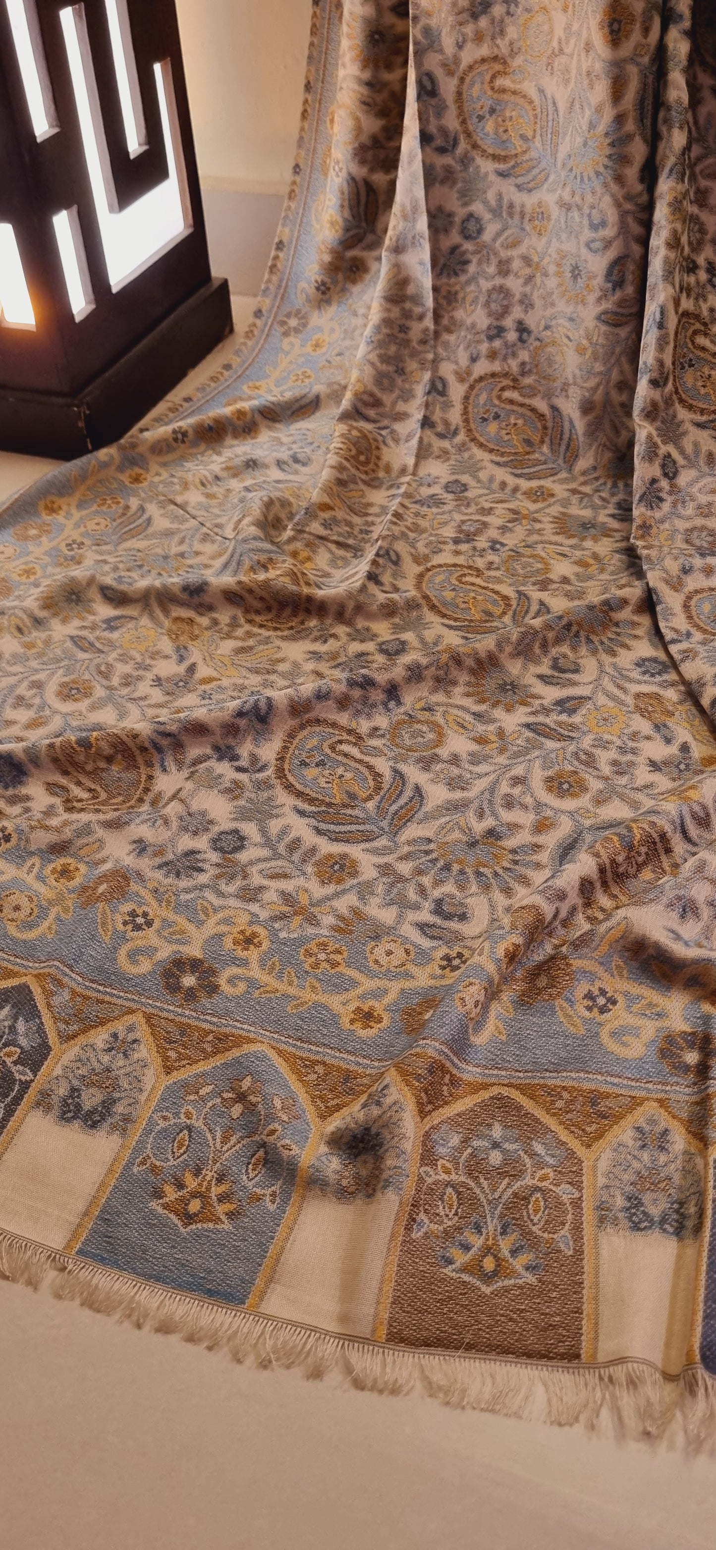 Woollen pashmina kaani shawl