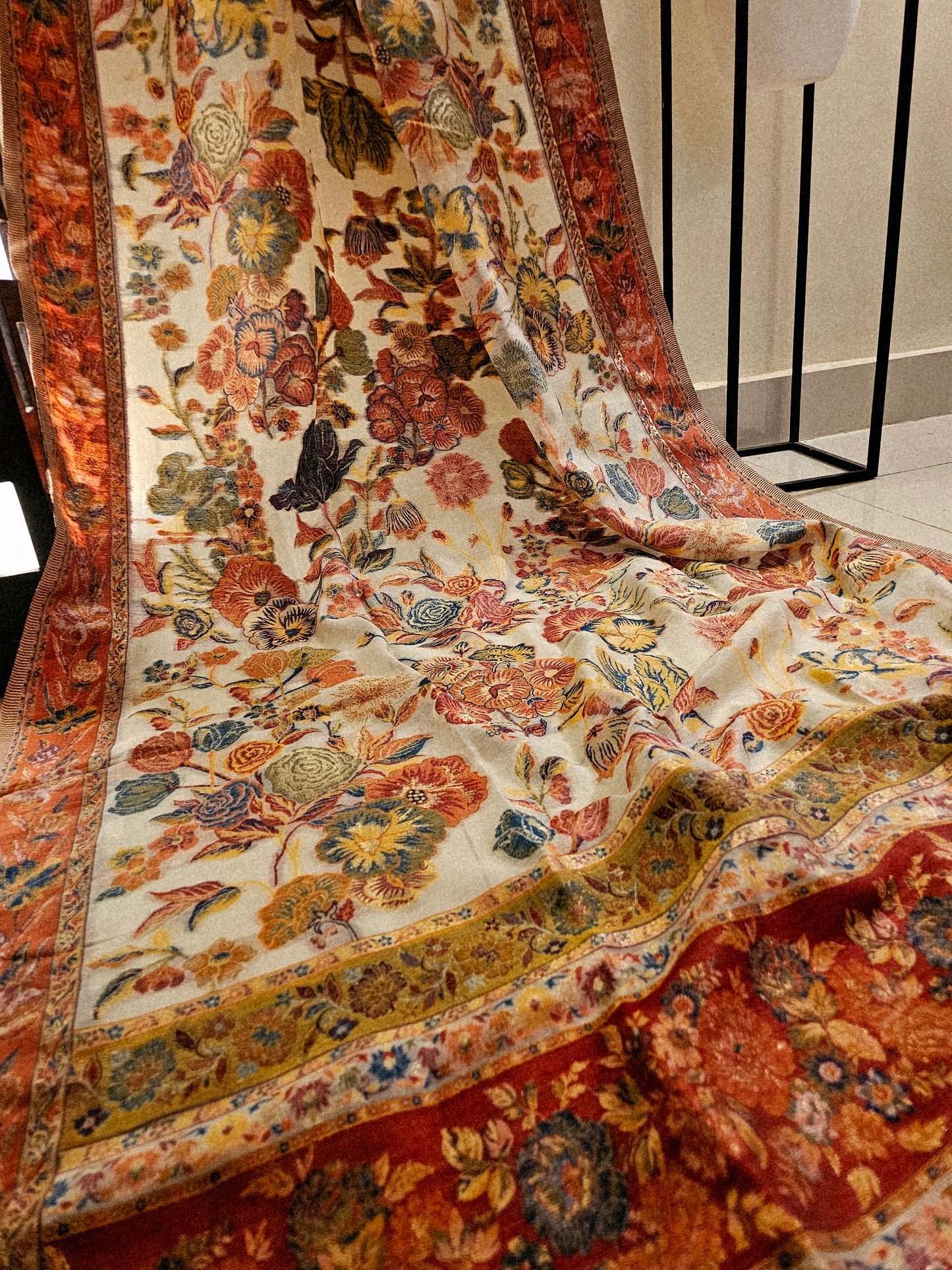 Silk kaani dupata