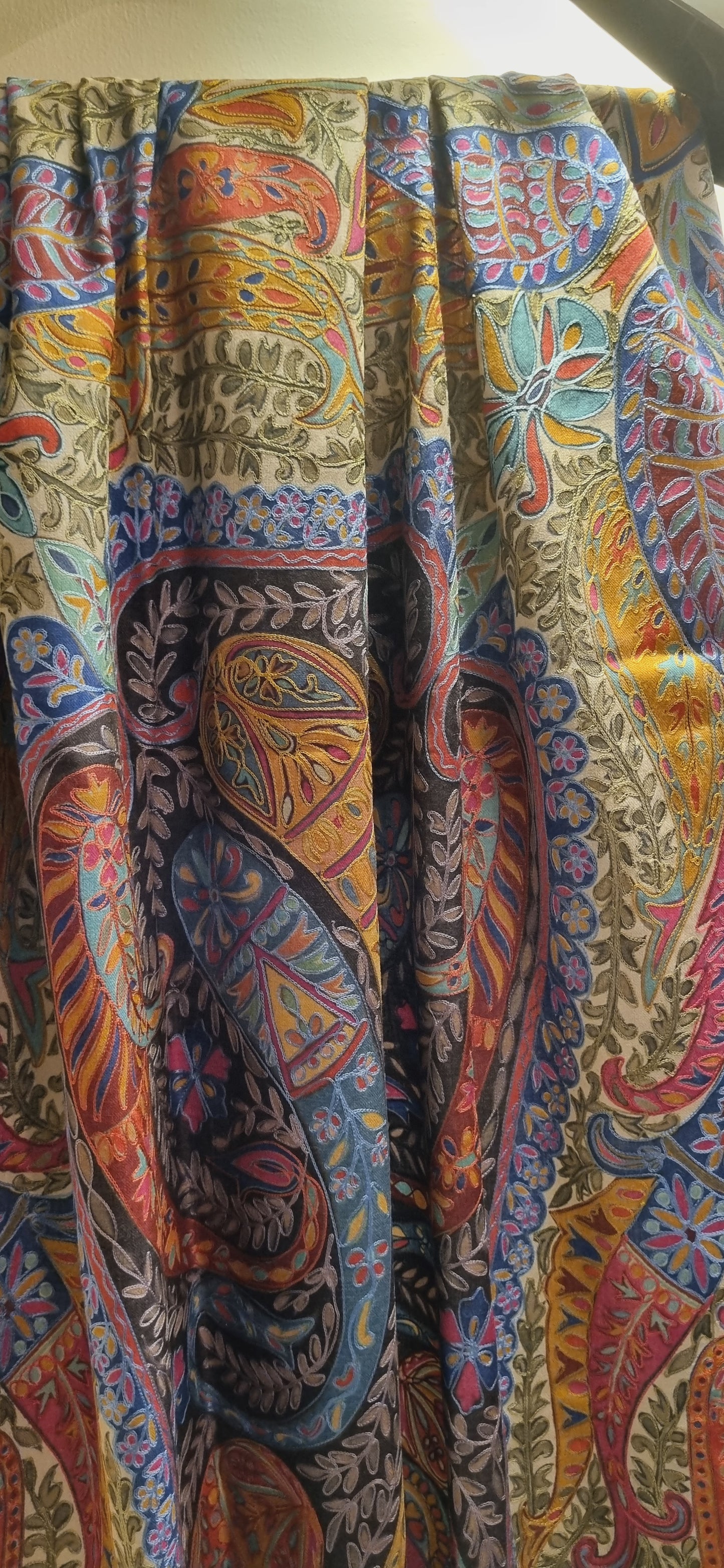 Reelkar pashmina shawl