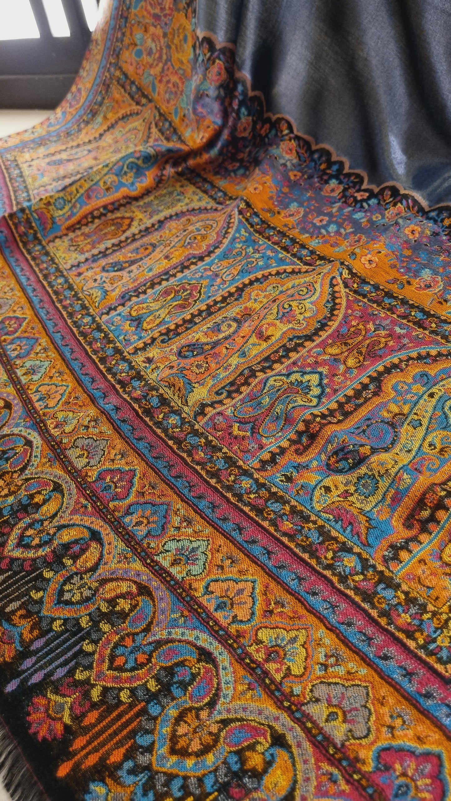 Moonlight kaani shawl