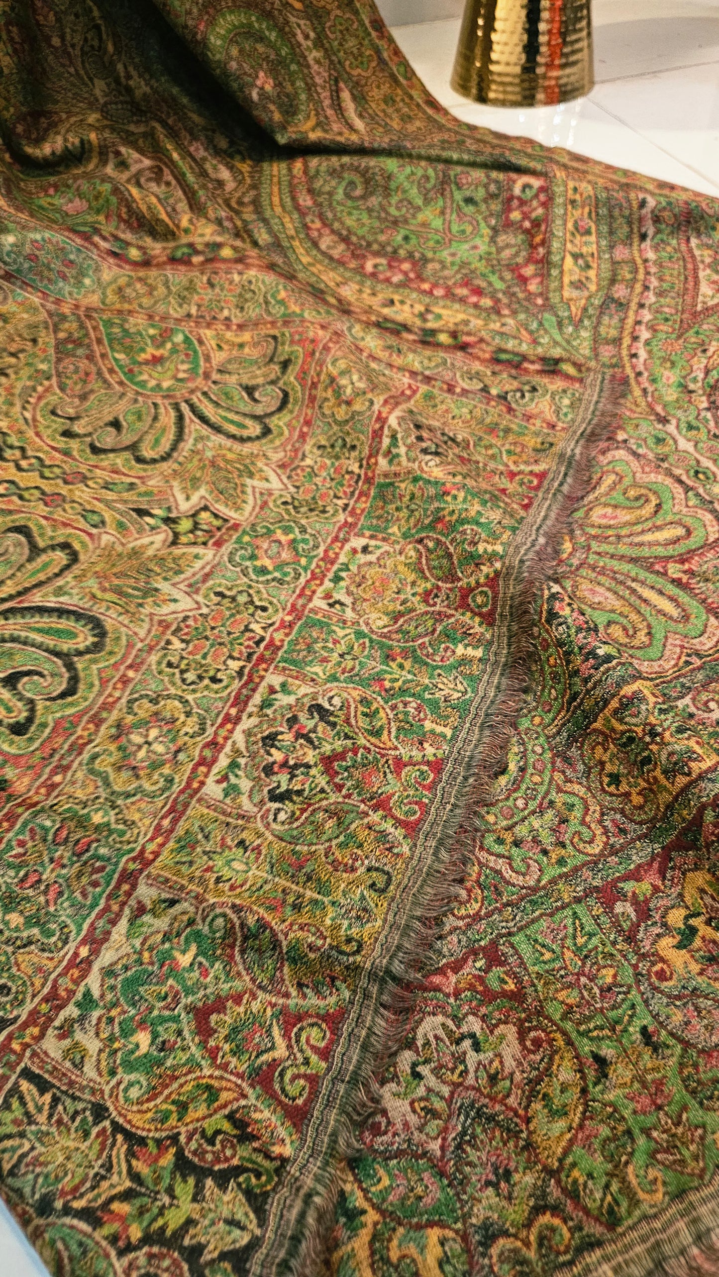 Reversible Persian kaani: Pashmina