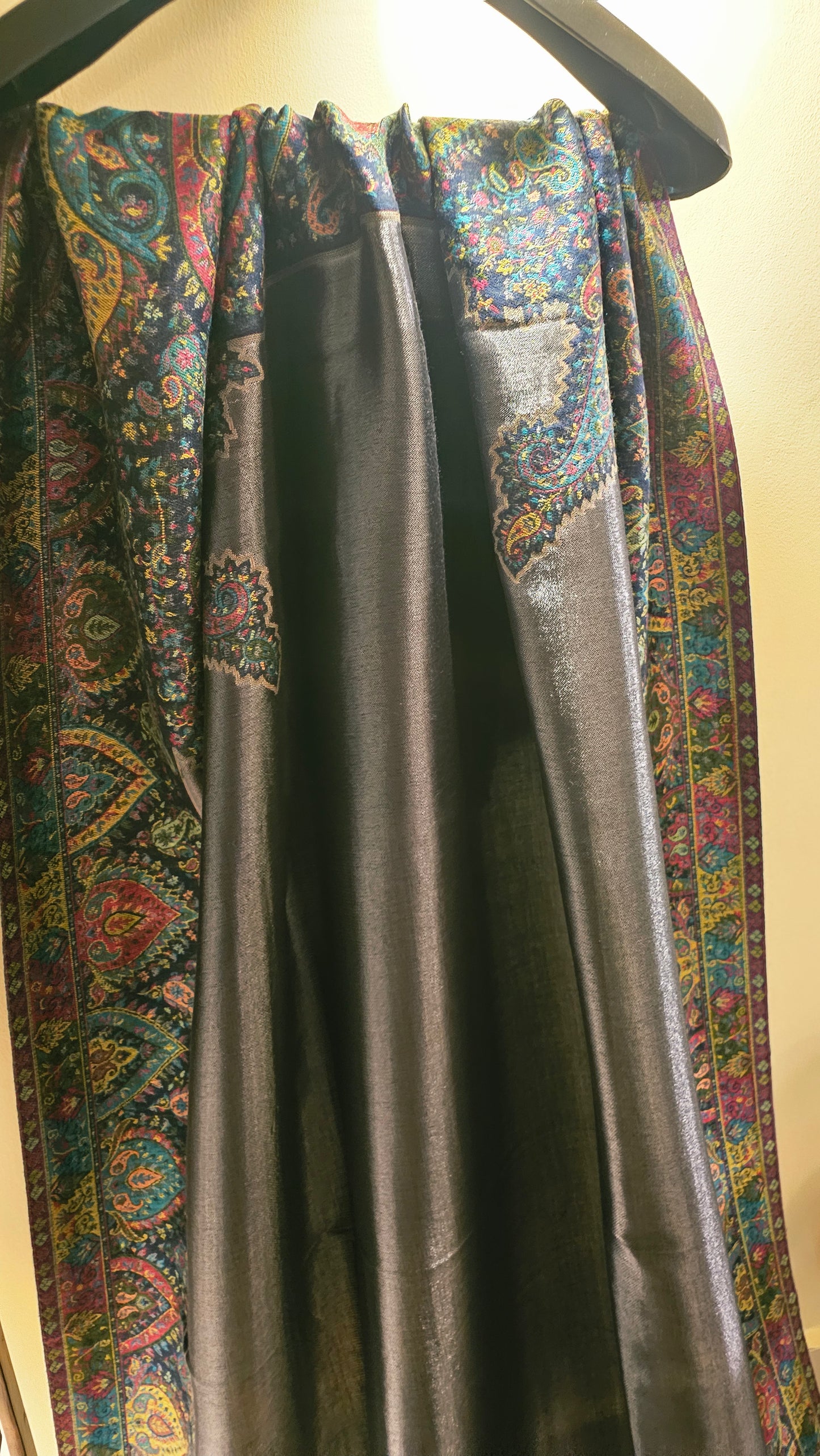 Reversible moonlight kaani: shawl