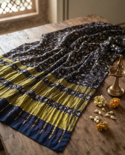 Gota chunri dupata: silk