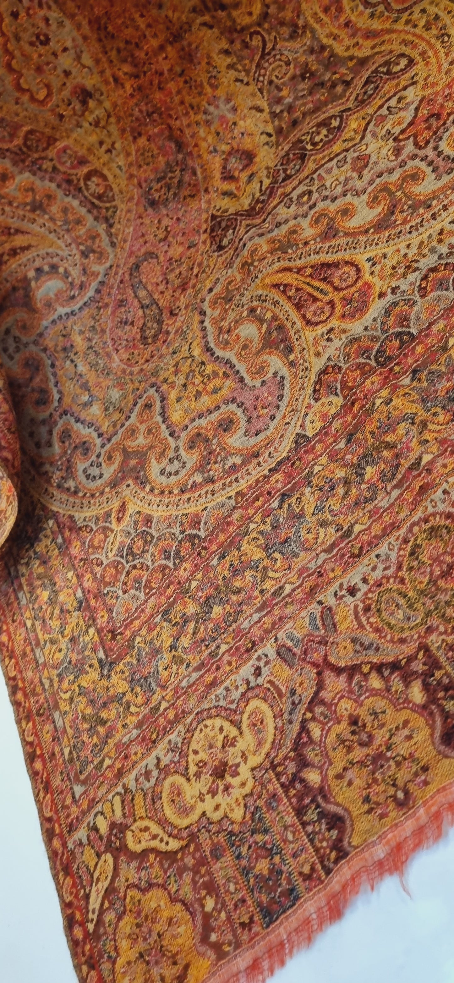 Reversible persian kaani shawl code 2001