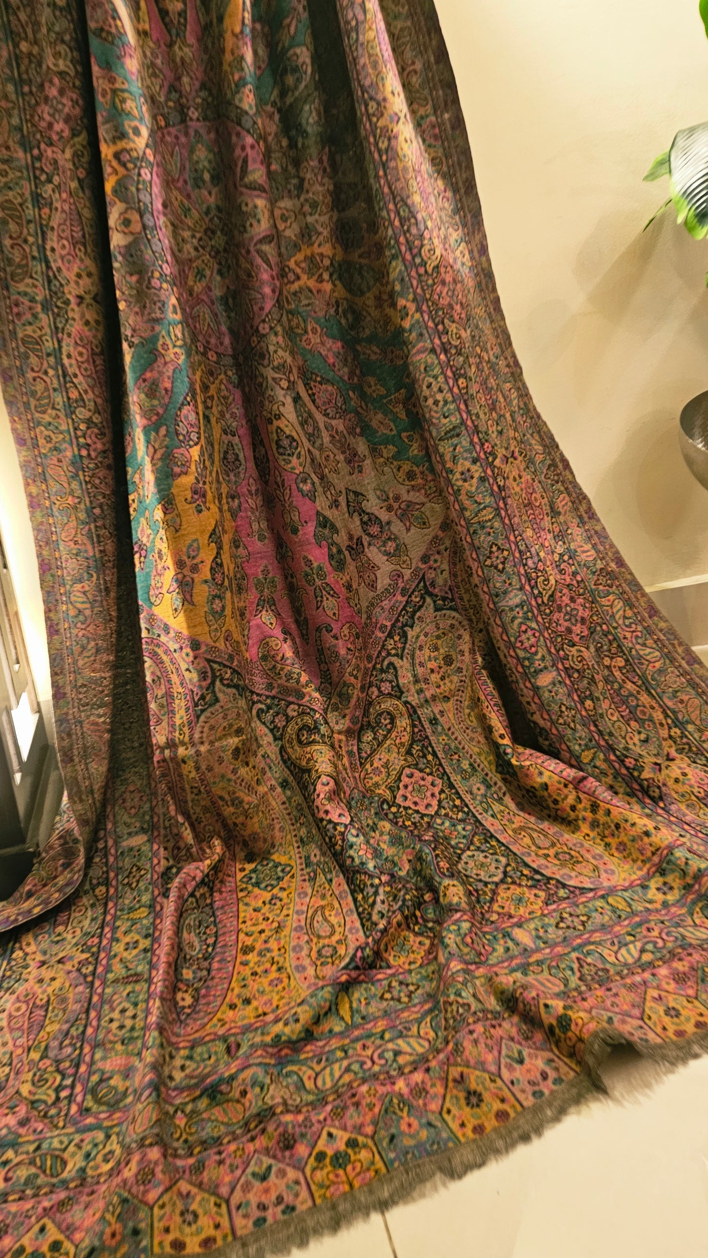 Reversible Persian kaani: Toosh