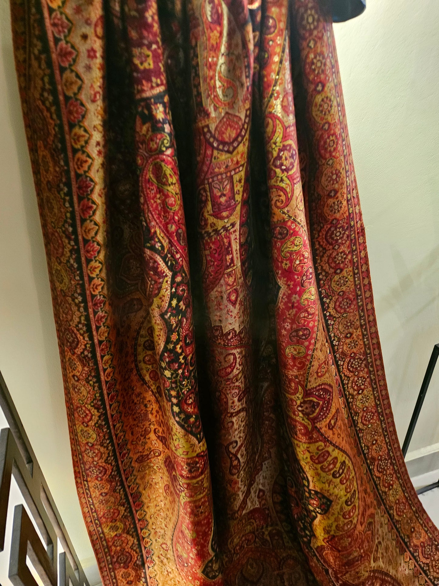 Reversible moonlight gandhara kaani shawl