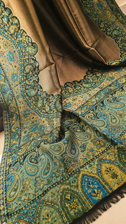 Reversible moonlight kaani: Shawl