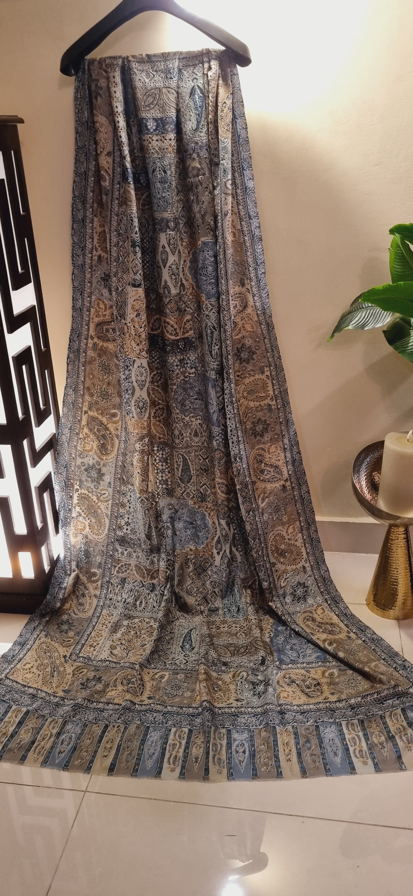 Reelkar pashmina shawl