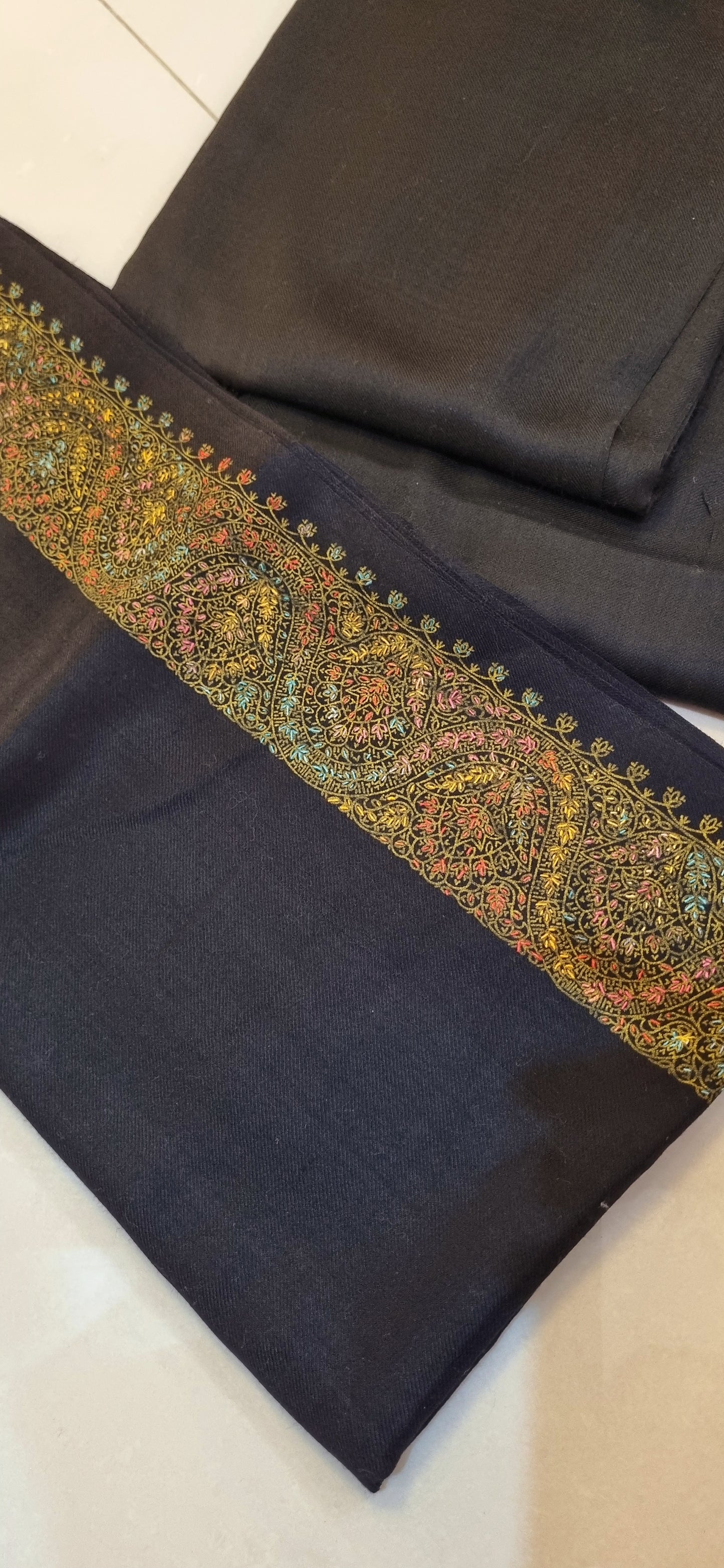 Three piece pashmina suit