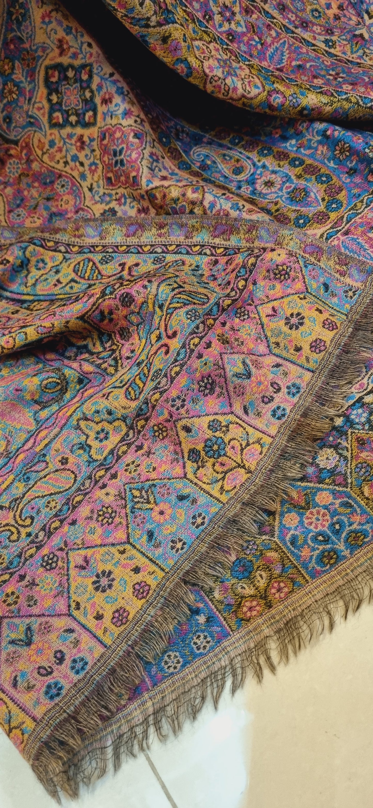 Pashmina reversible Persian kaani shawl