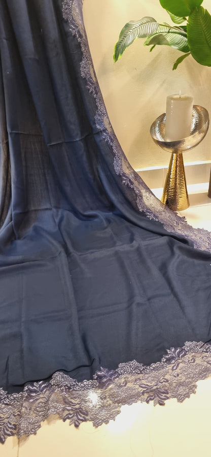 Pashmina chantilly shawl