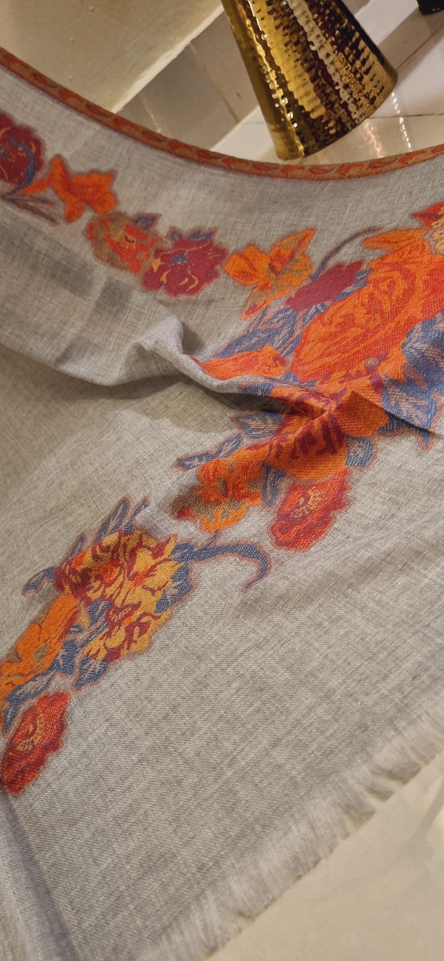 Woolen pashmina kaani shawl