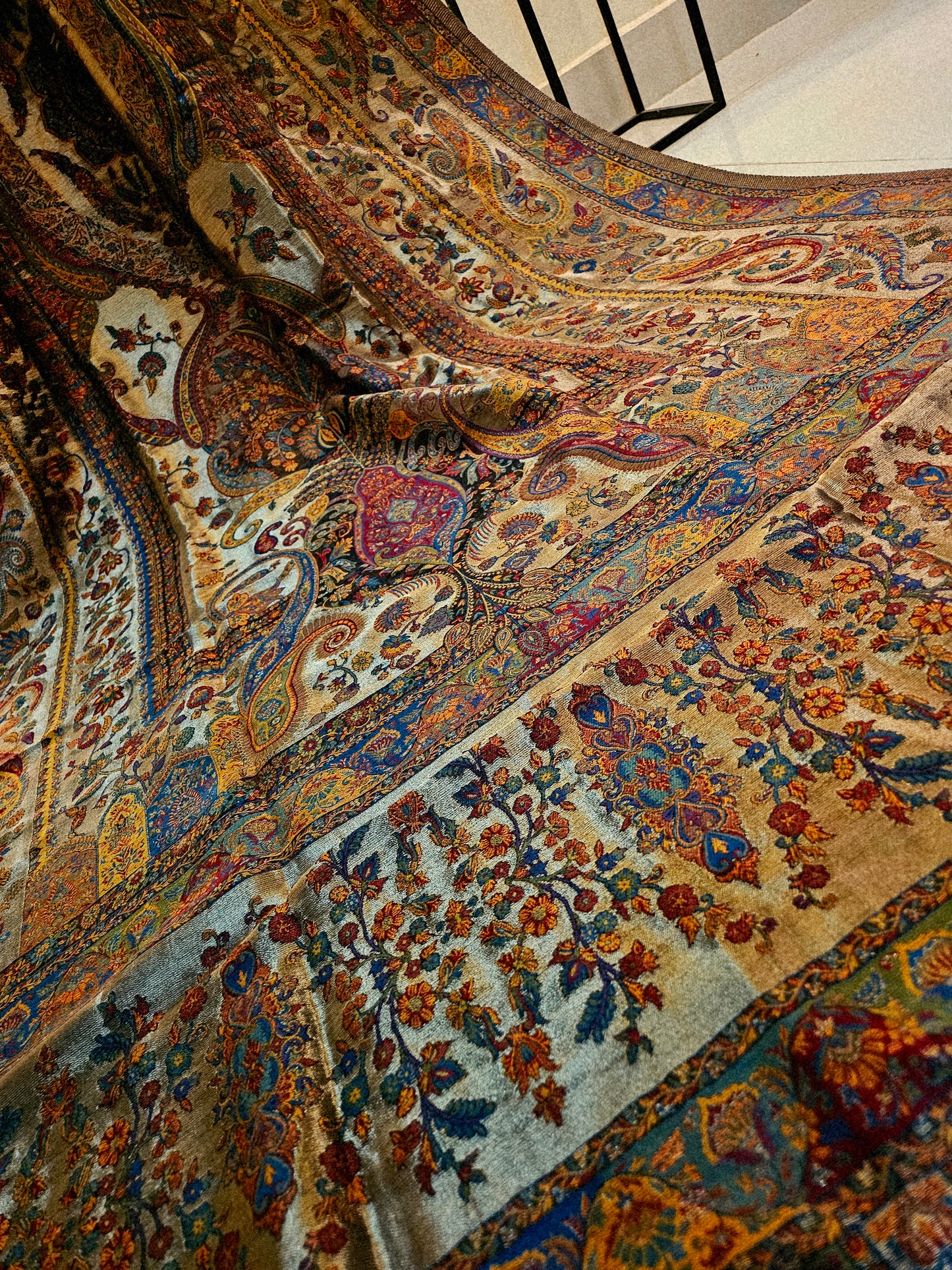 Silky moonlight kaani shawl/dupata