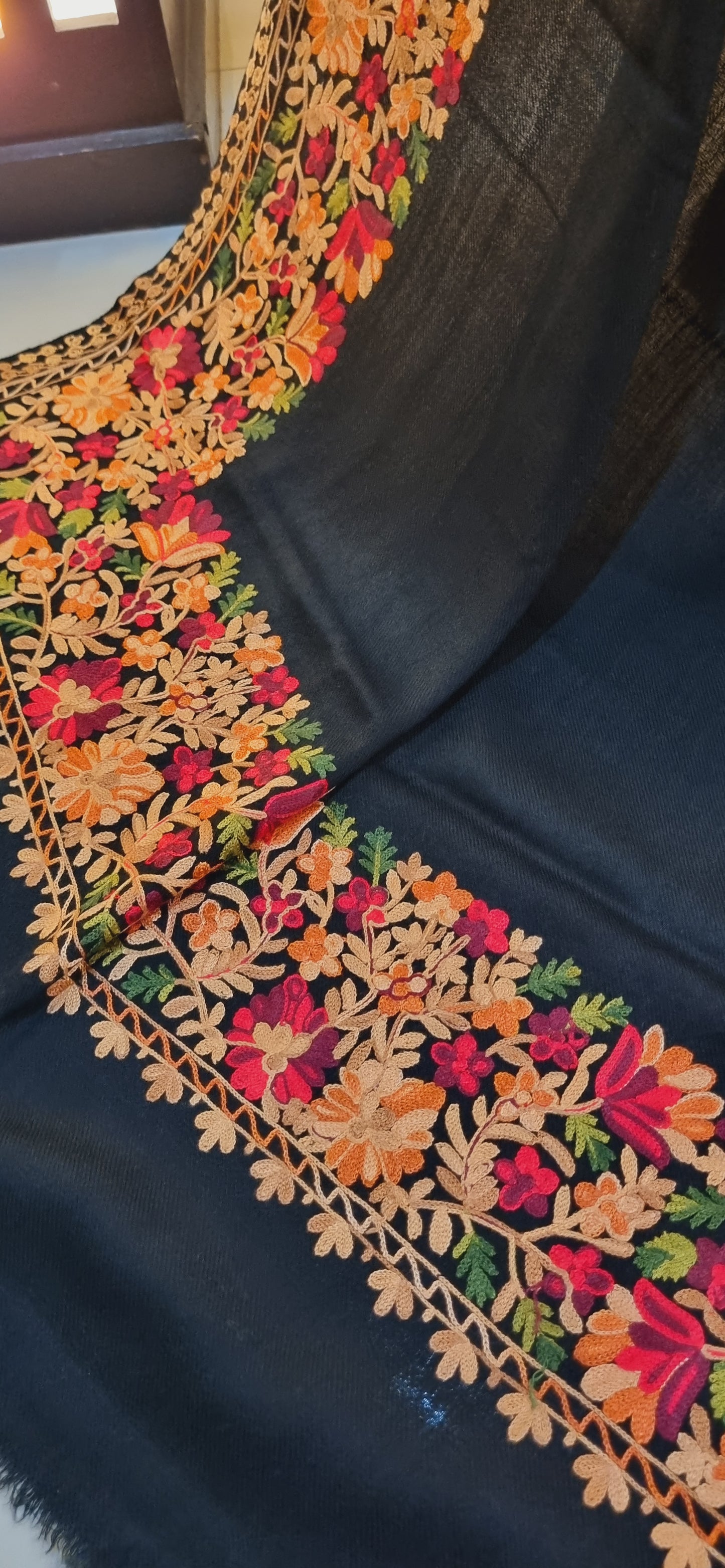 Embroidered minishawl