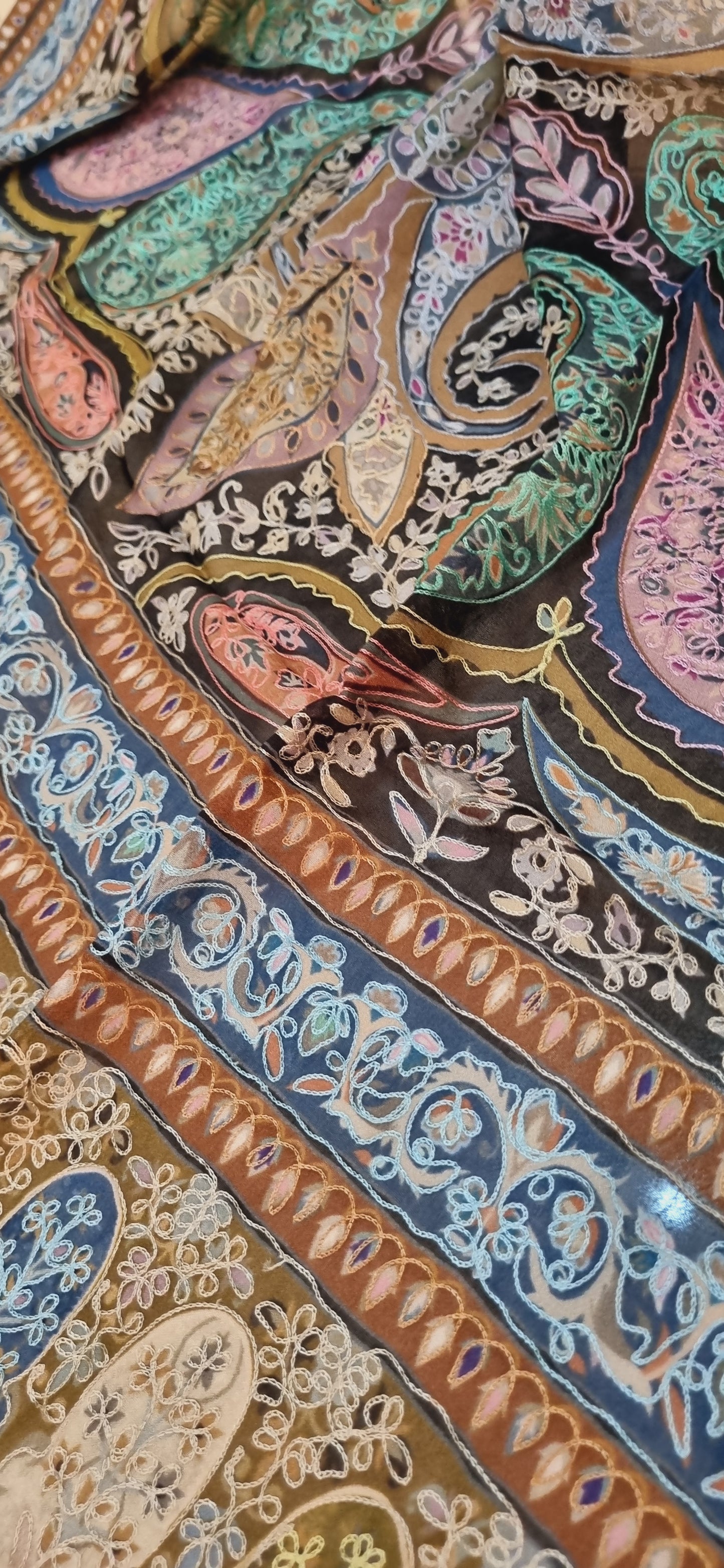 Silk Reelkar shawl