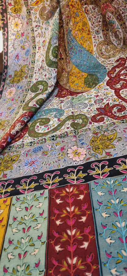 Reelkar embroidered pashmina