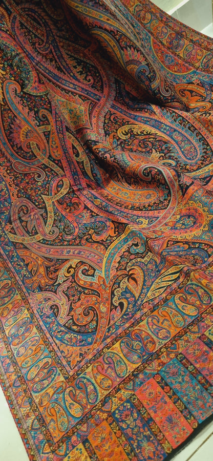 Shahjahani kaani shawl