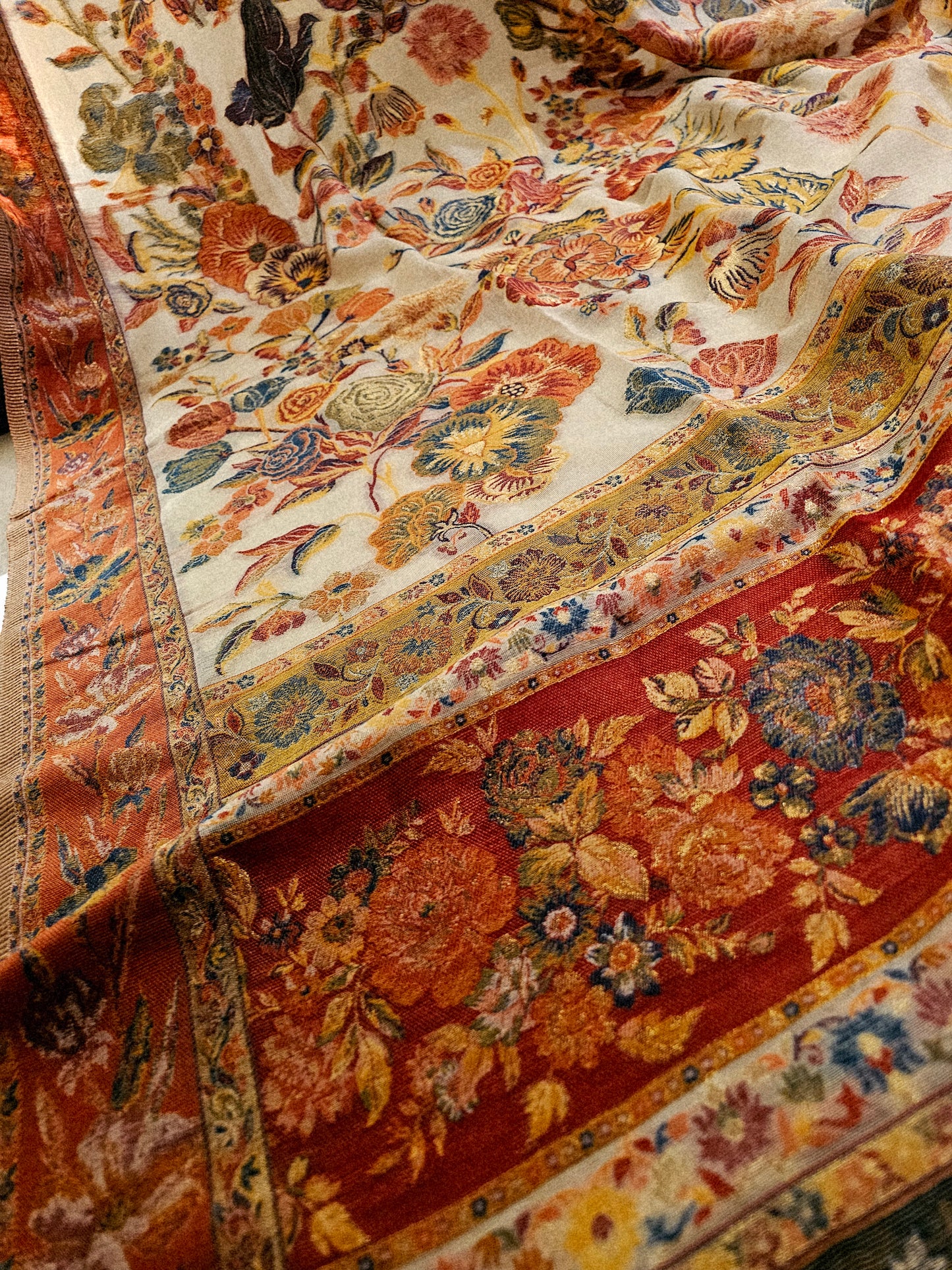 Silk kaani dupata