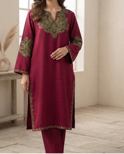 Embroidered kurta trouser: Pashmina
