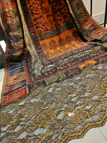 Silk kaani shawl with chantilly