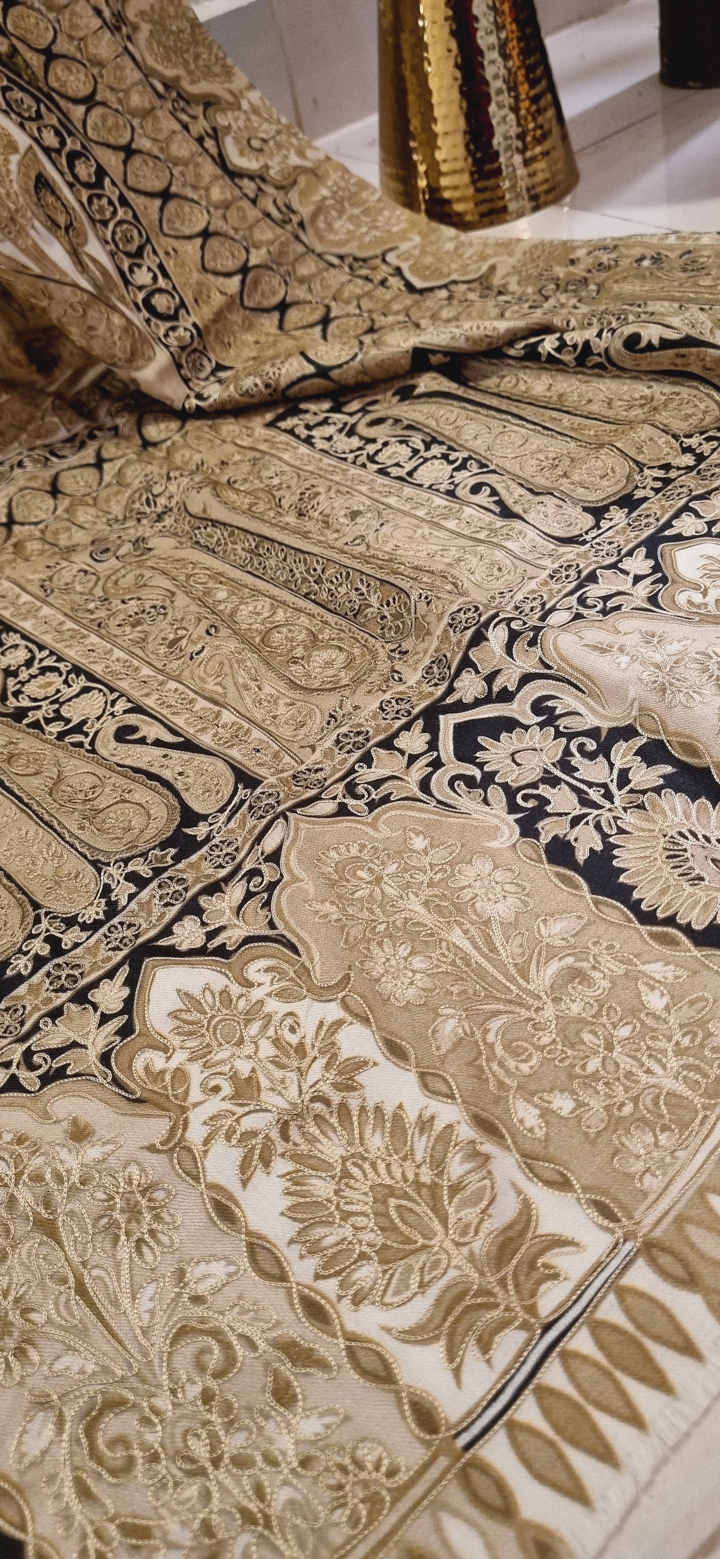 Reelkar pashmina shawl