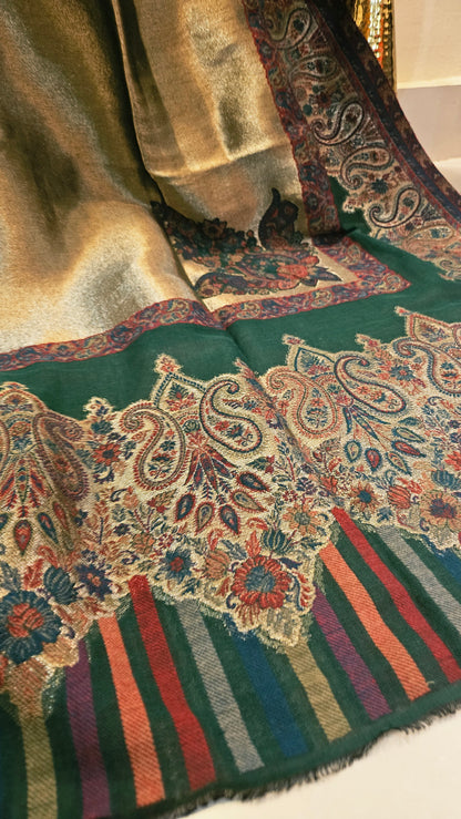Pyari shawl