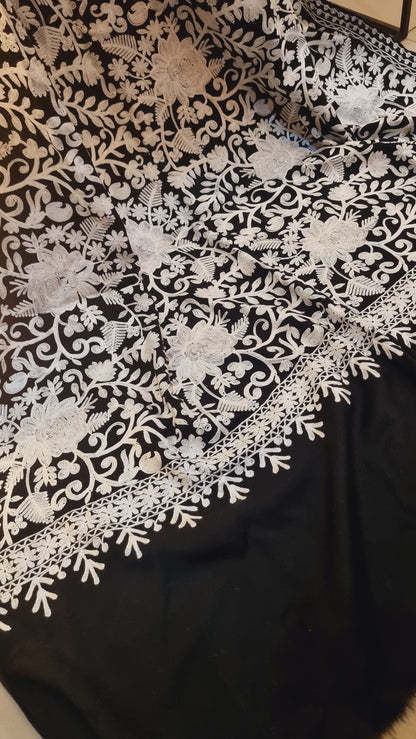 Embroidered pashmina shawl