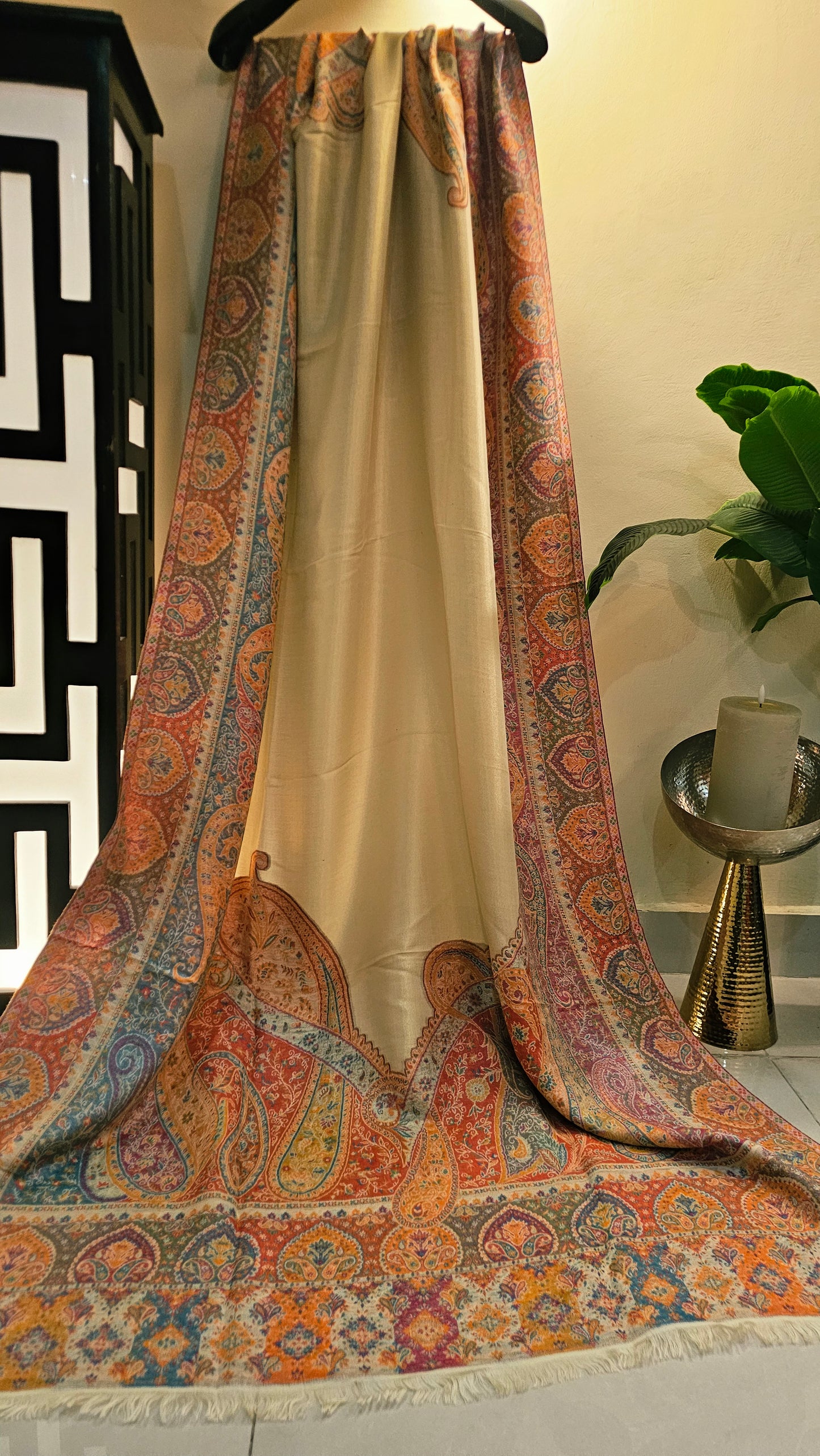 Moonlight kaani:Pashmina