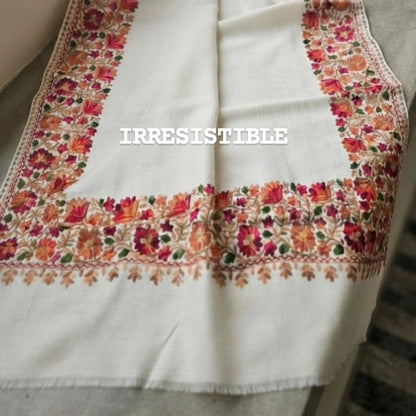 Embroidered minishawl: pashmina