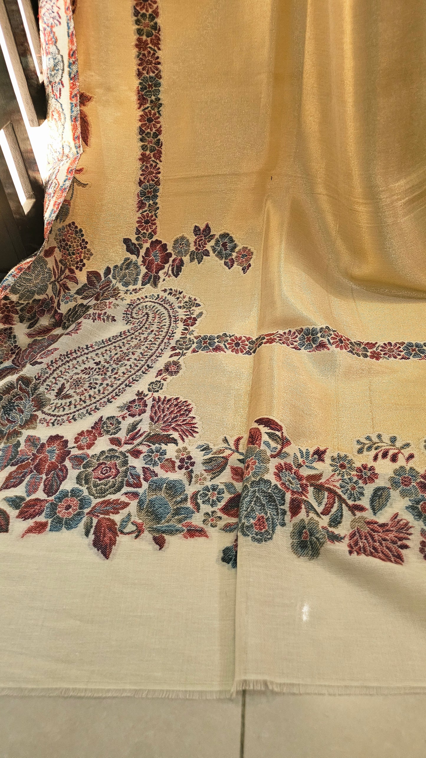 Pyar shawl