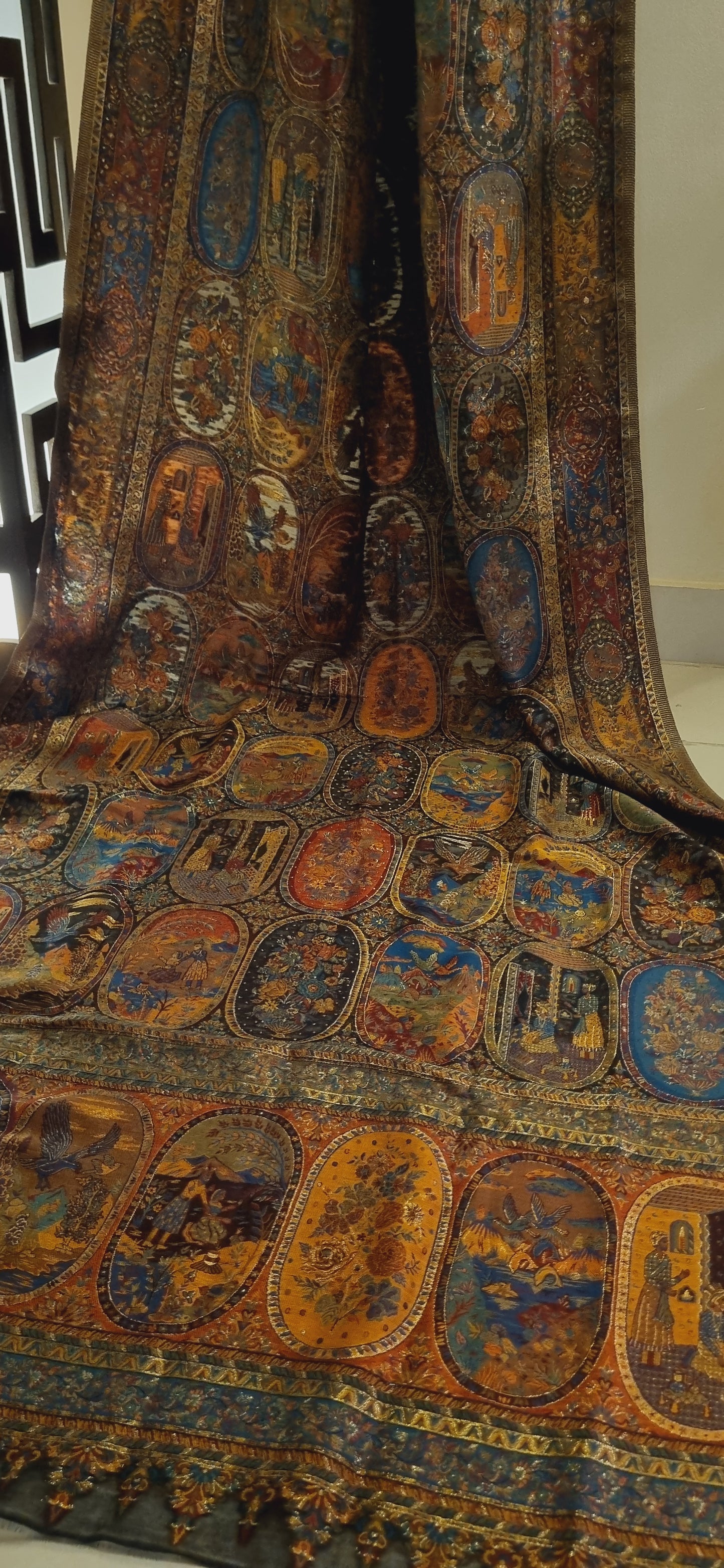 Silk kaani shawl