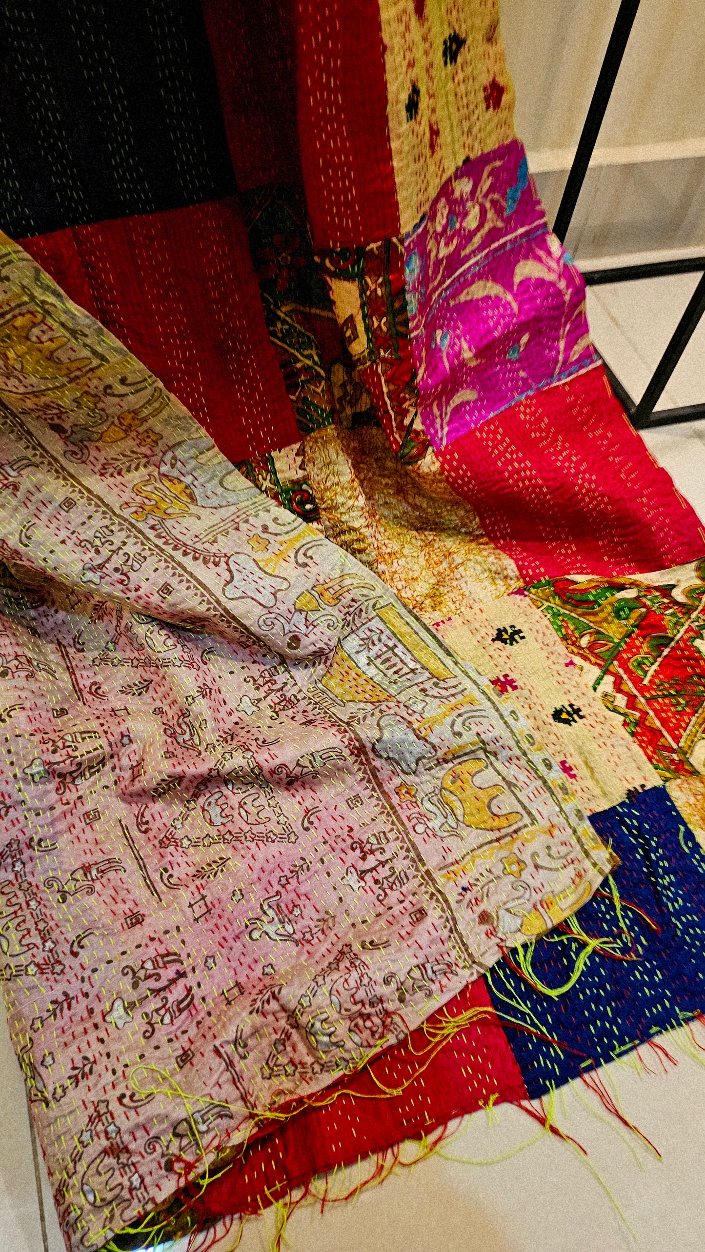 Hand embroidered rilli duapta