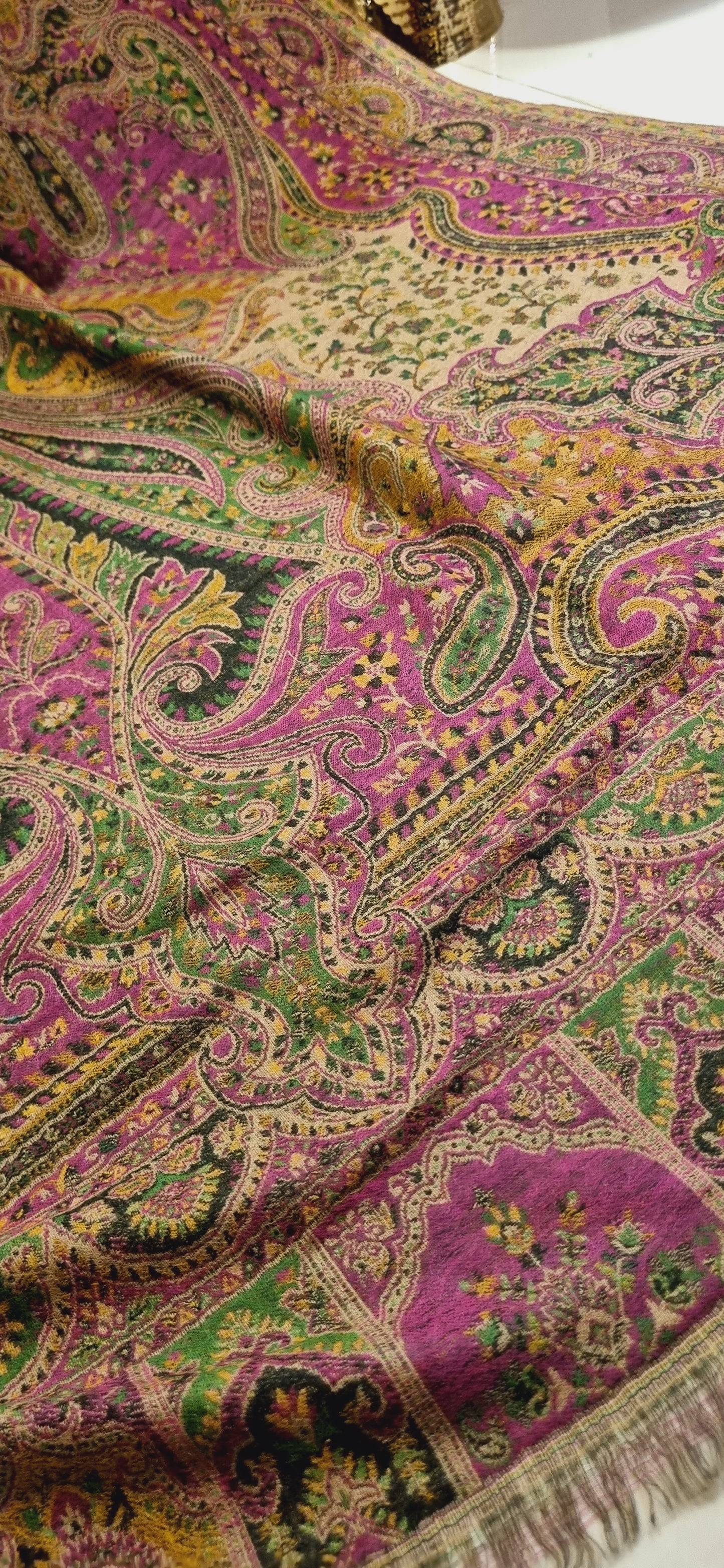 Reversible Persian kaani Pashmina shawl