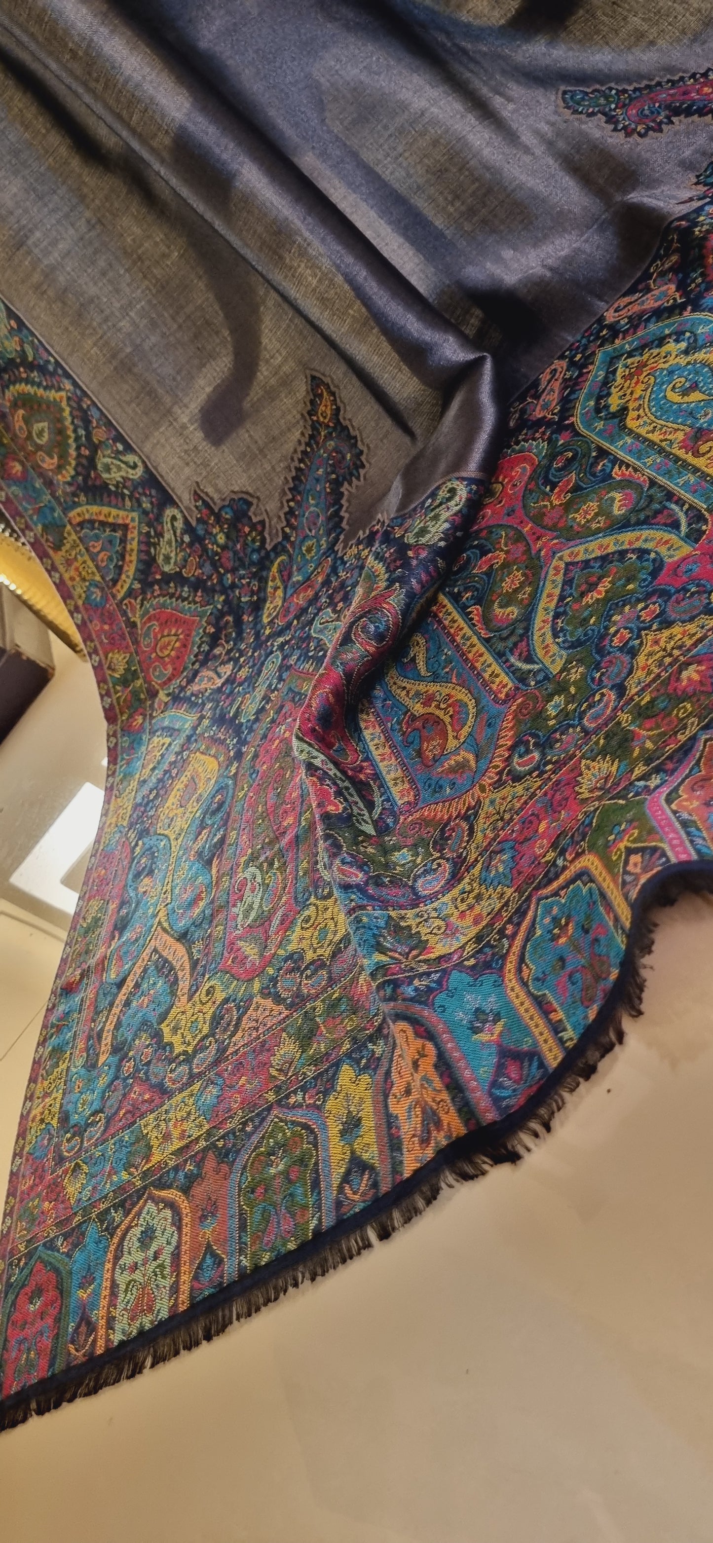 Reversible Moonlight kaani shawl